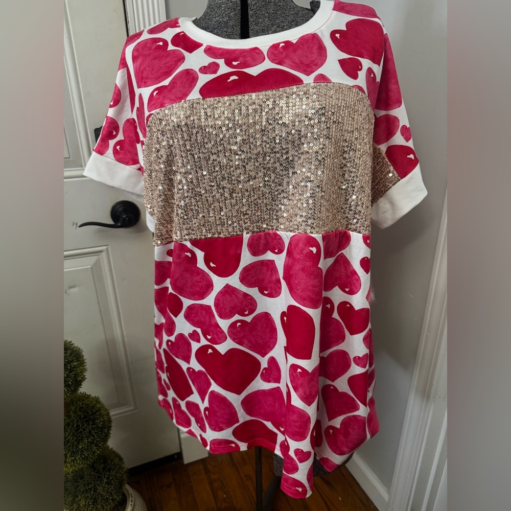 Southern Stitch Boutique Pink Heart and Sequin Top Large